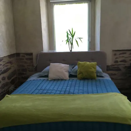 Les D'emilie Apartment